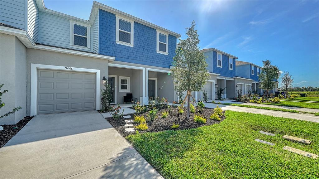 Foto principal - 9068 Driven Snow St