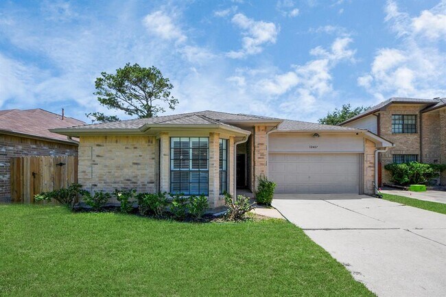 Foto del edificio - 12407 Meadow Ridge Dr