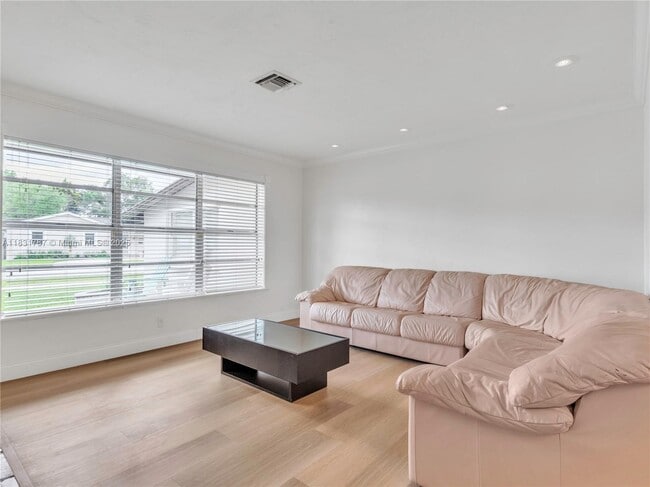 Foto del edificio - 10015 SW 85th Terrace