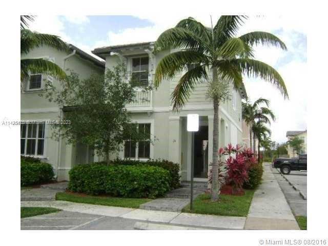 Foto principal - 2932 SE 2nd Dr