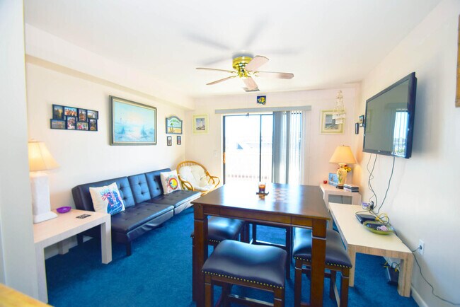 Livingroom - 105 123rd St