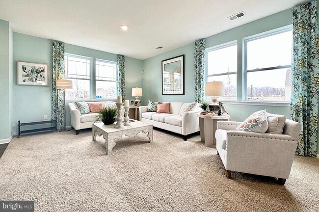 Foto del edificio - 834 Derwent Ln