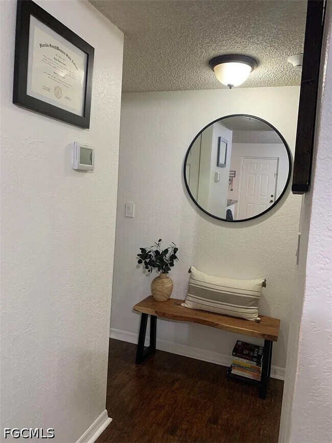 Foto del edificio - 13545 Eagle Ridge Dr