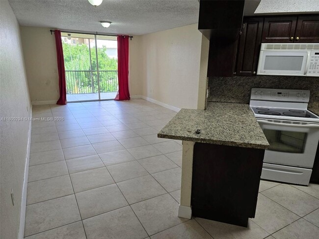 Building Photo - 8255 Lake Dr