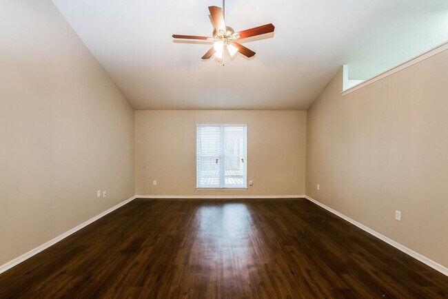 Foto del edificio - 10340 Palmer Cove