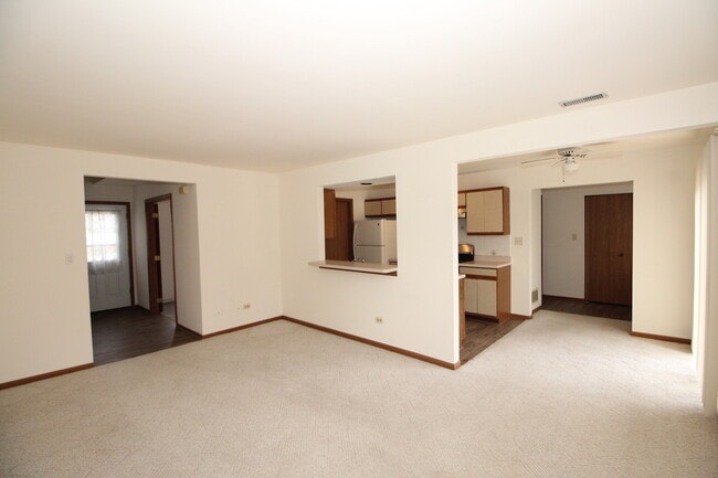 Building Photo - 5109 Pembrook Ct