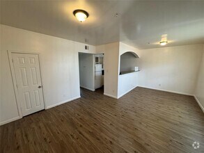 Building Photo - 8526 Lenore St