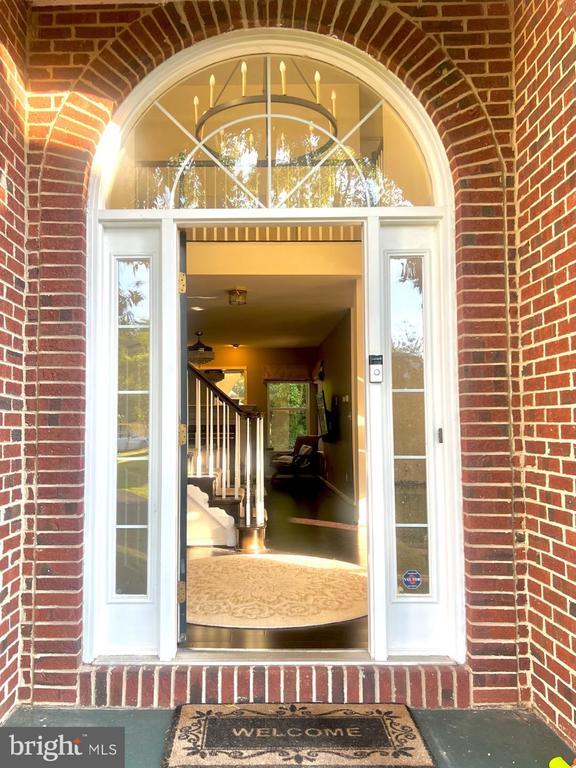 Foto del edificio - 5317 Poplar Valley Ct