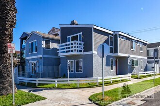 Building Photo - 502 12th St