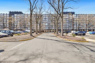 Building Photo - 1311 Delaware Ave SW