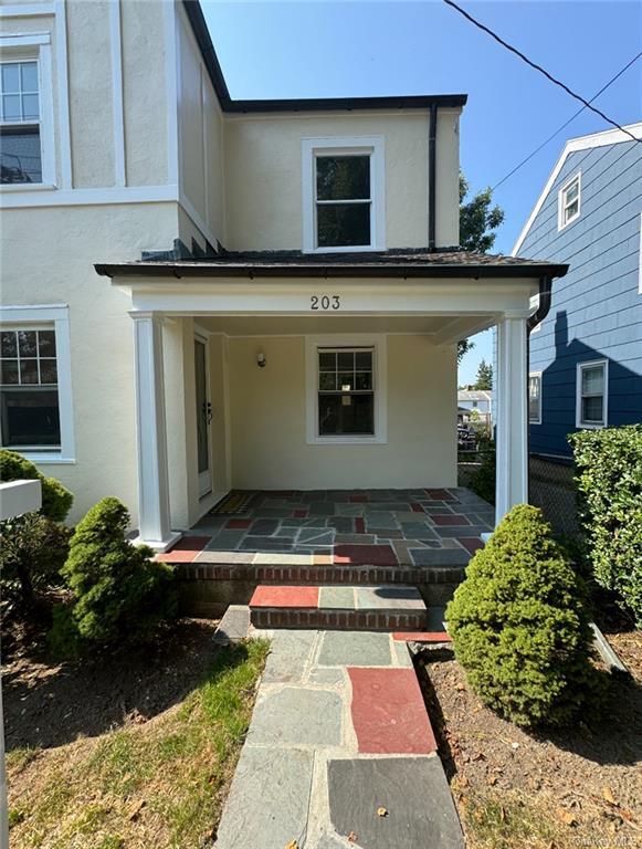 Primary Photo - 203 Weyman Ave