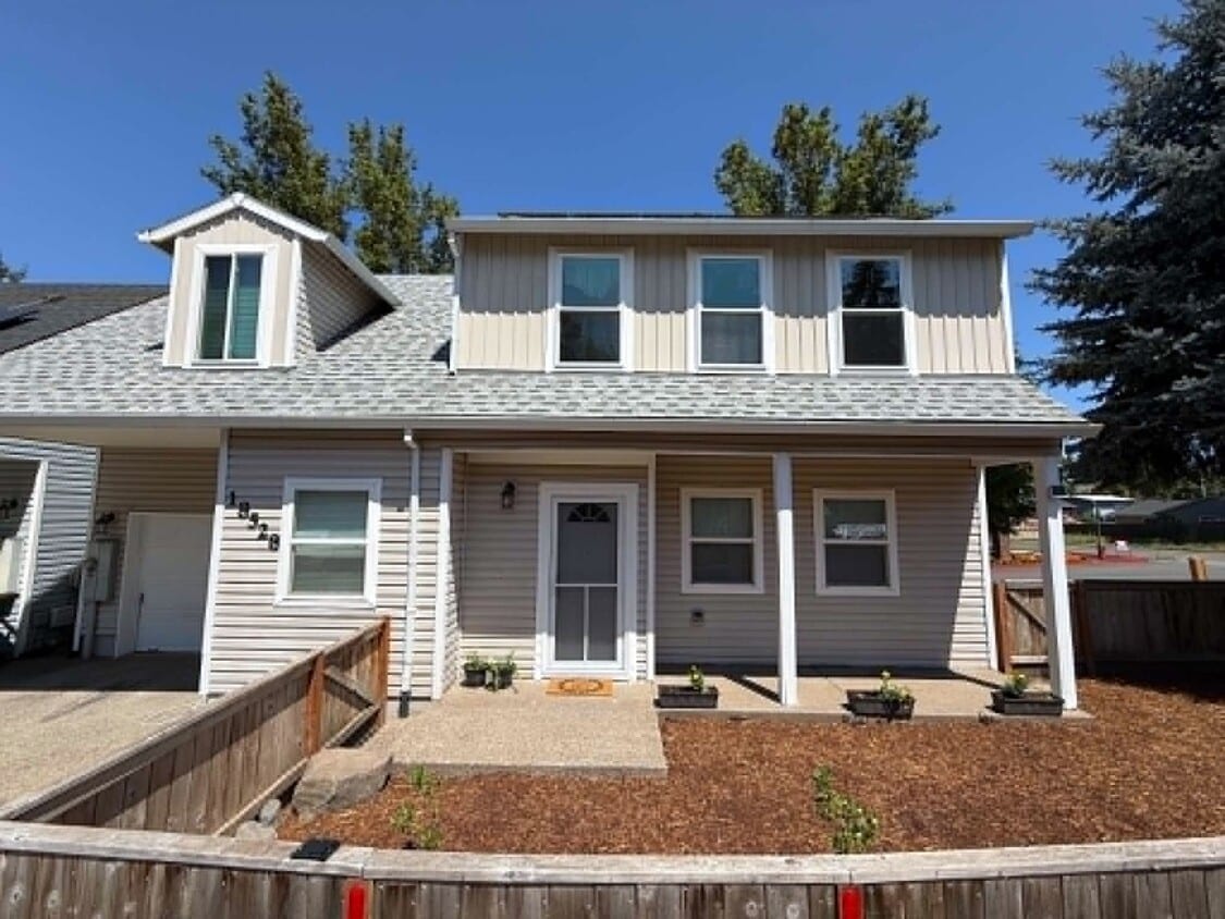 Photo - 18528 SW Mcclarey Dr (Beaverton, OR)