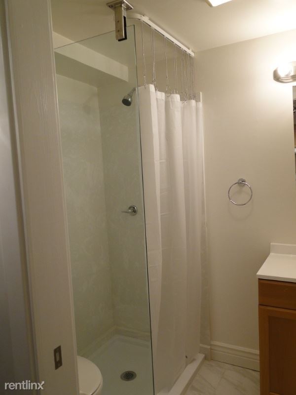 Foto del edificio - 2 br, 2 bath Apartment - 500 Lynn Ave