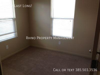 Building Photo - 11746 Zephyr Way