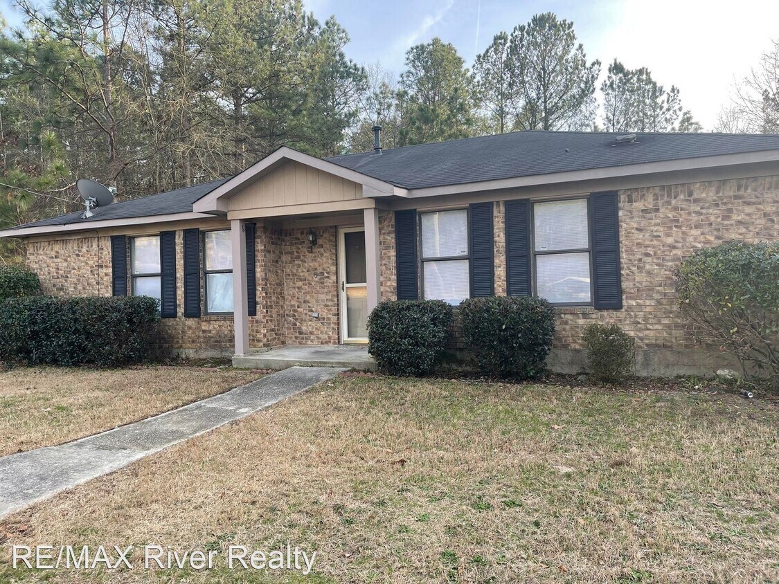 3 br, 2 bath House 3303 Saddlebrook Dr House Rental in Hephzibah