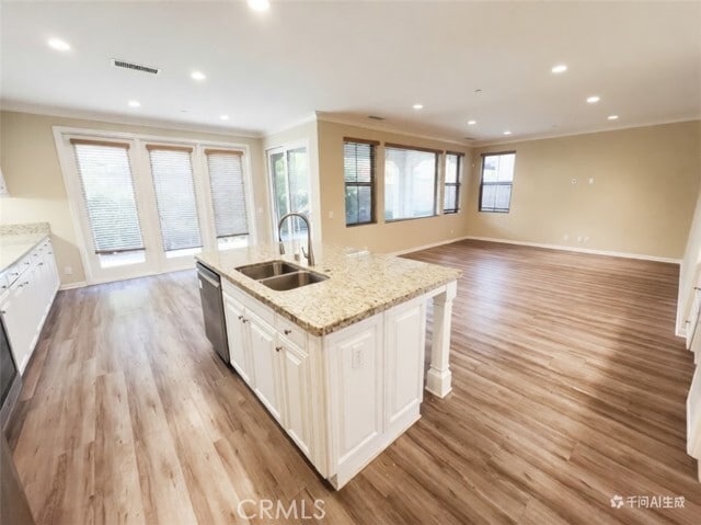 Foto del edificio - 50 Somerton