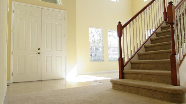 Building Photo - 3832 Shoreview Dr