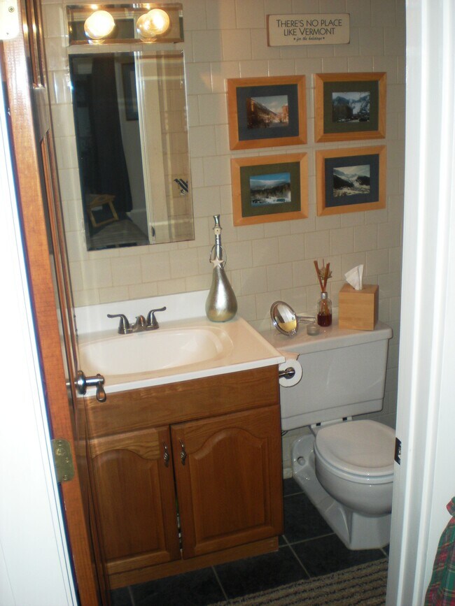 Building Photo - 25 Trailside Dr
