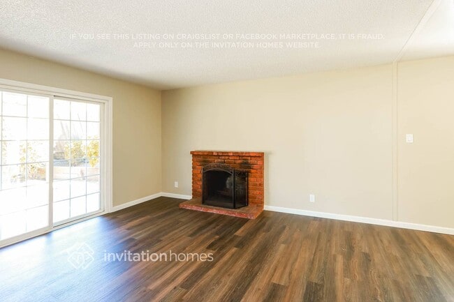 Building Photo - 1110 Loyola Way