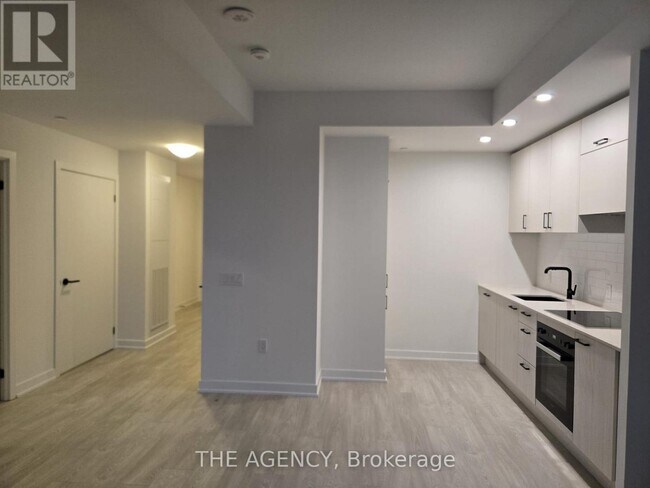 Building Photo - 1 Quarrington Lane