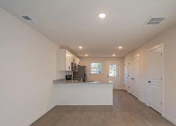 Foto del edificio - 1038 12th St NE