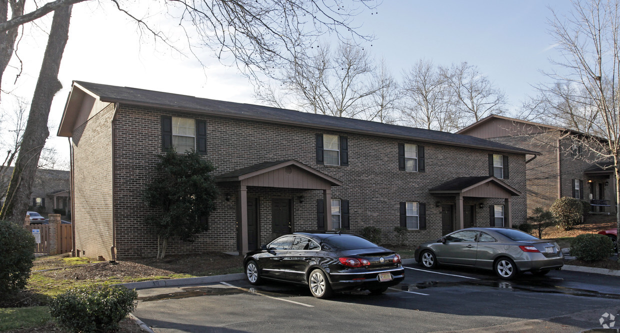 Foto del edificio - Autumn Wood Apartments