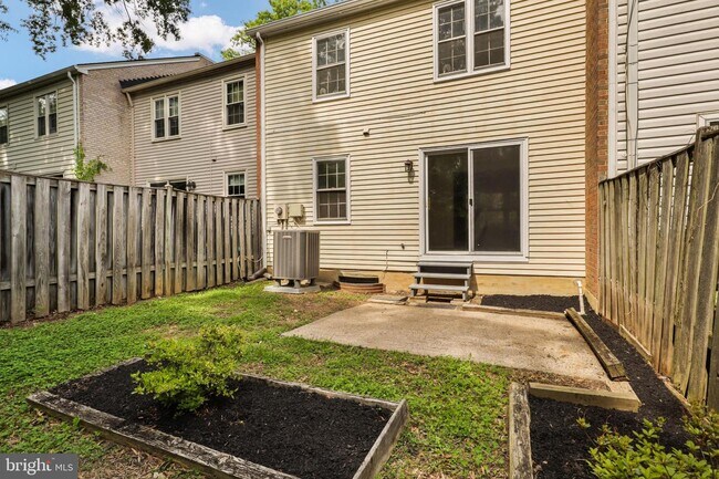 Building Photo - 7754 Lemoyne Ln