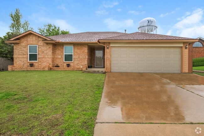Building Photo - 1120 Shelly Rd