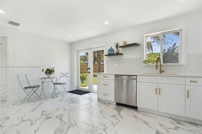 Foto del edificio - 1260 NE 3rd St