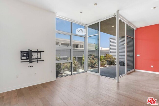 Foto del edificio - 4080 Glencoe Ave