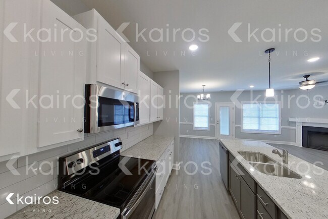 3704 Oak Leaf Way Unit F photo'