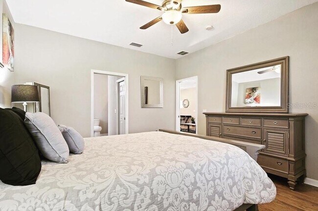Foto del edificio - 5432 Hogan Ln