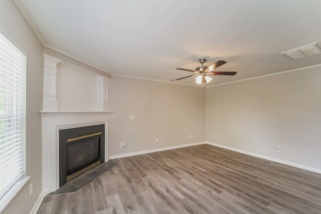 Foto del edificio - 8810 Belle Bragg Way