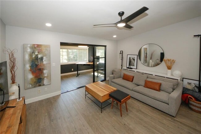 Foto del edificio - 1468 Briarwood Rd NE