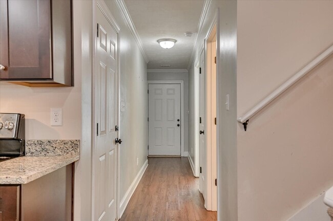 Building Photo - 733 Leela Ct
