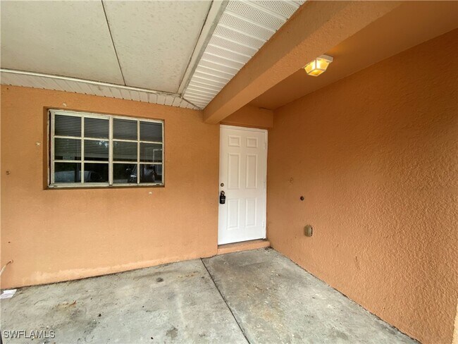 Building Photo - 568 Nimitz Blvd