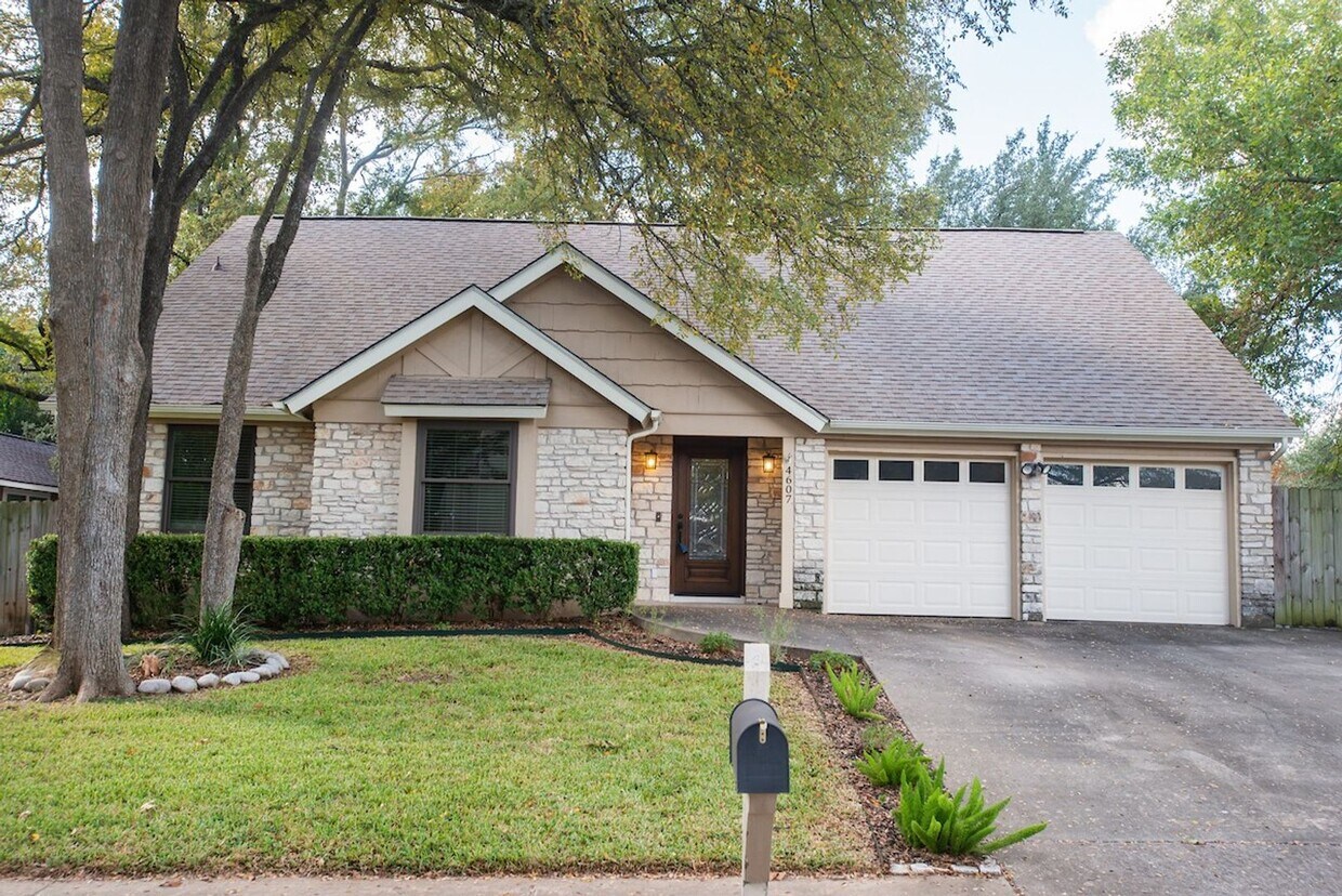 Primary Photo - Excellent Finish Out - Palmer/Mopac Area -...