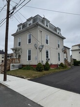 Building Photo - 127 Portland St