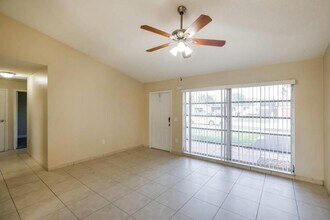 Building Photo - 350 NW 99th Way