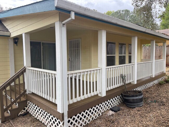 Foto del edificio - 3br/2ba in gated community in Ione