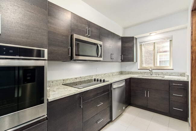 Foto del edificio - 662 Eastmoor Blvd