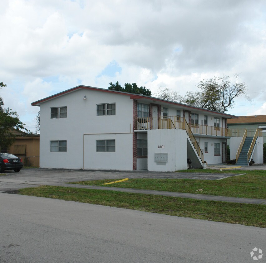Primary Photo - 6101 Garfield St