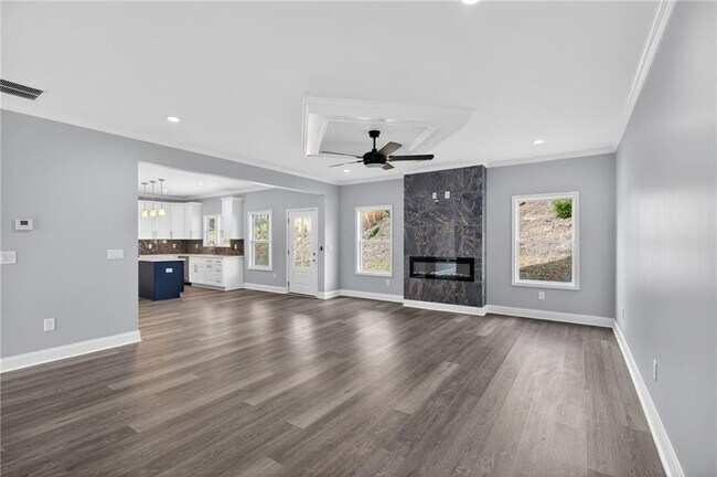 Foto del edificio - 1226 Bloomsbury Ln