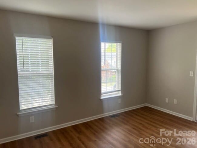 Building Photo - 306 Armour St