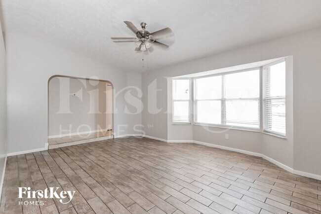 Foto del edificio - 1158 Southwest Hunnicut Avenue