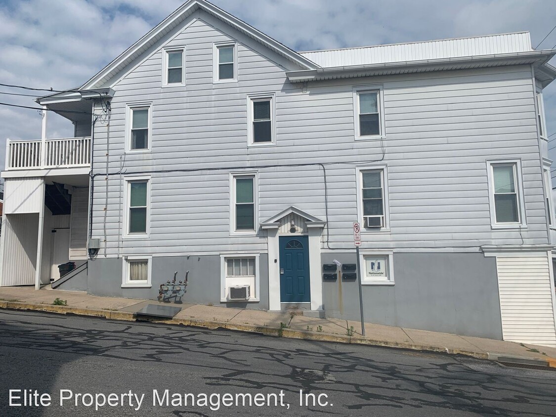 Building Photo - 1 br, 1 bath House - 62 N. Main St., Unit 1