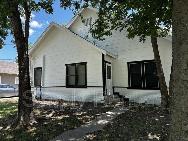 Foto del edificio - 1410 Sycamore St