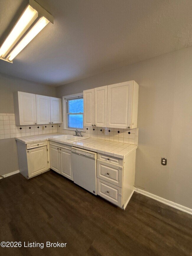 Foto del edificio - 3823 Manner Dale Dr