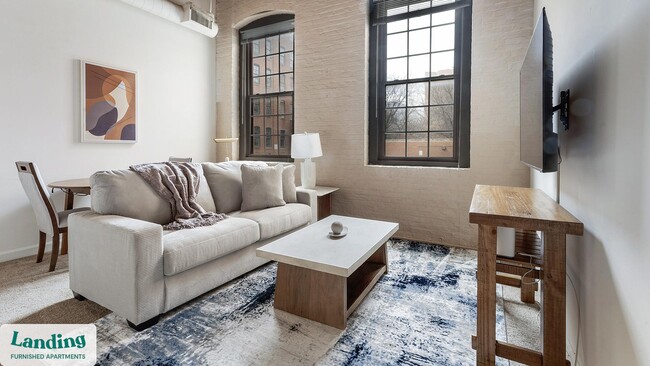 Building Photo - 121 S Fremont Ave