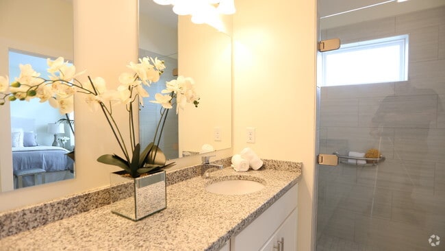 Bathroom - 2BR, 2.5BA - 1,621 SF - Verbena - Hawthorne Commons